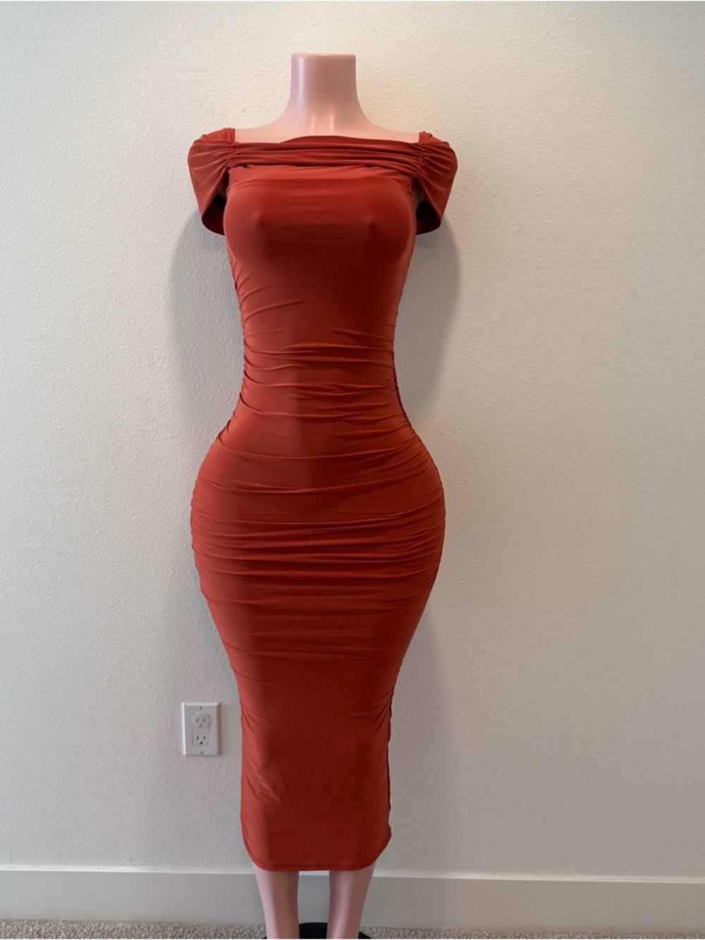 Rust Bodycon Off-Shoulder Midi Dress